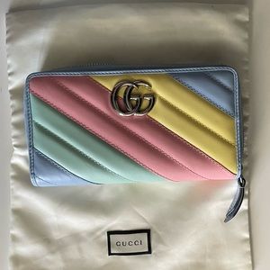 Pastel Gucci marmont zip around wallet